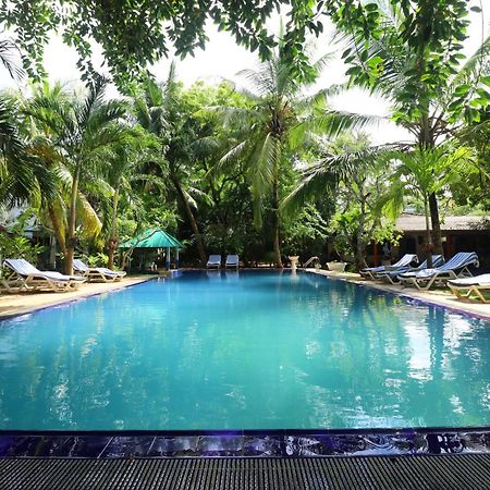 Hotel Susantha Garden Bentota Exterior photo
