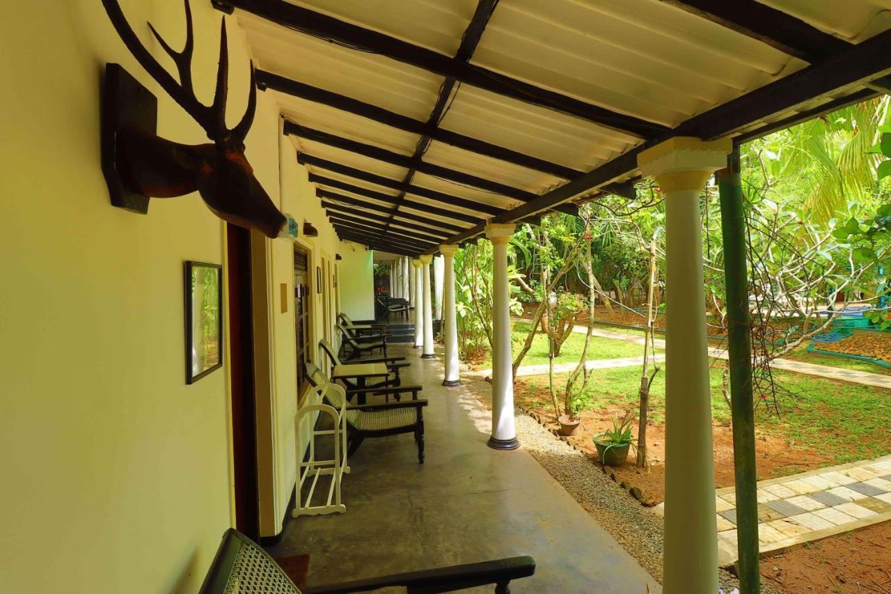 Hotel Susantha Garden Bentota Exterior photo