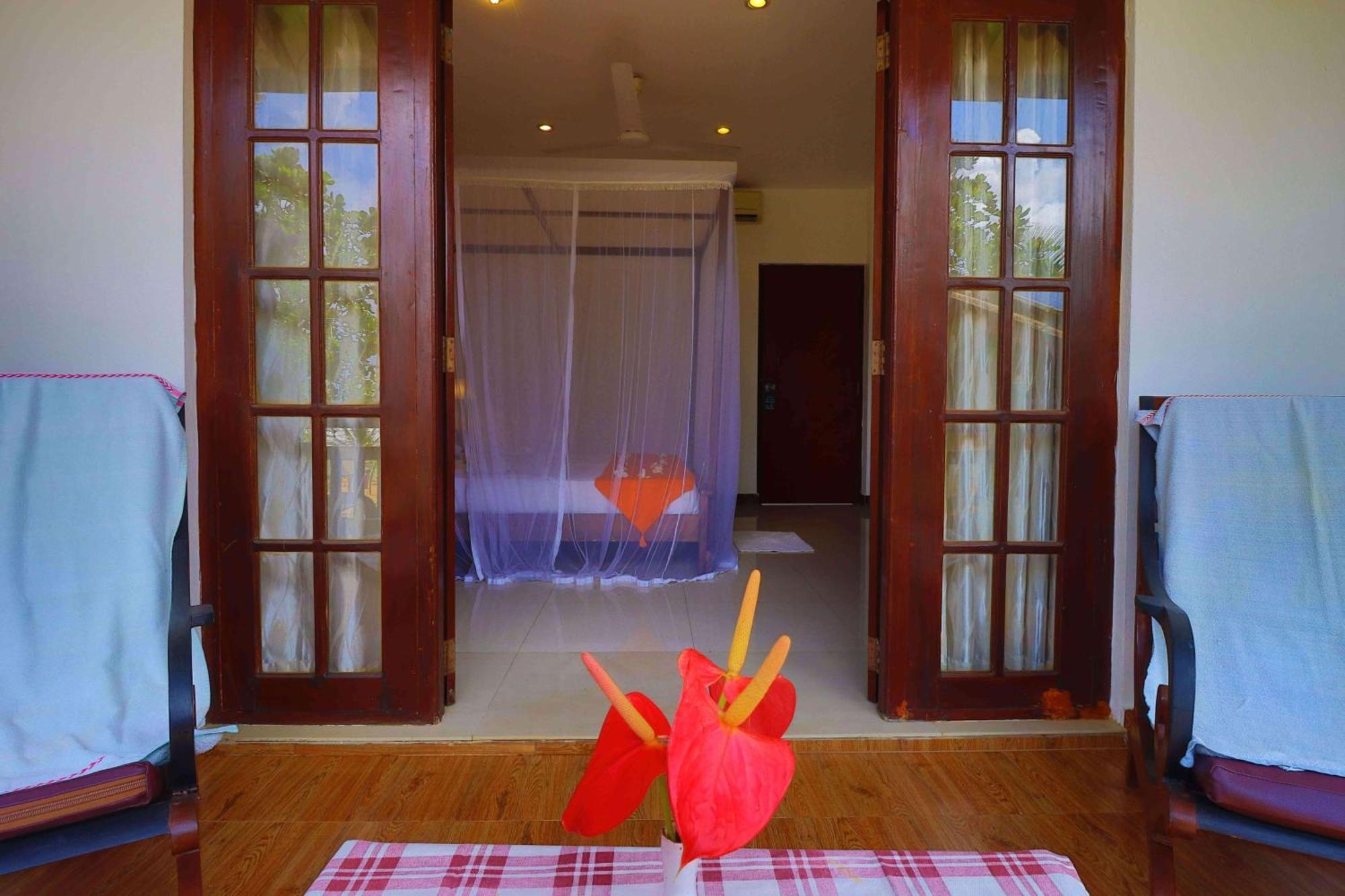 Hotel Susantha Garden Bentota Exterior photo