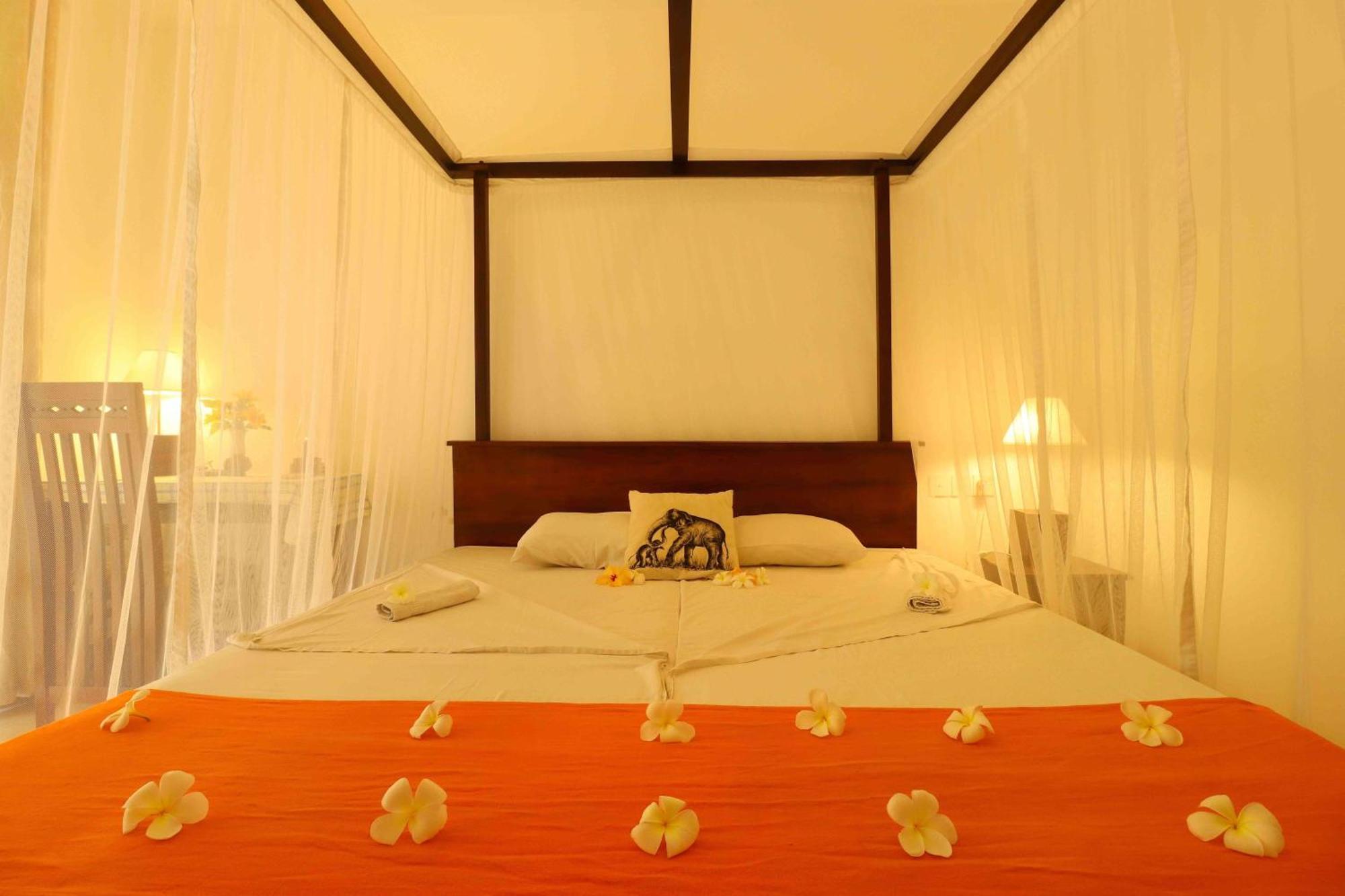 Hotel Susantha Garden Bentota Exterior photo